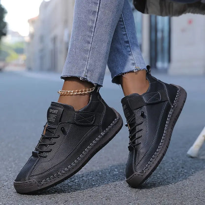KEVARA | Punta ancha de cuero zapatos